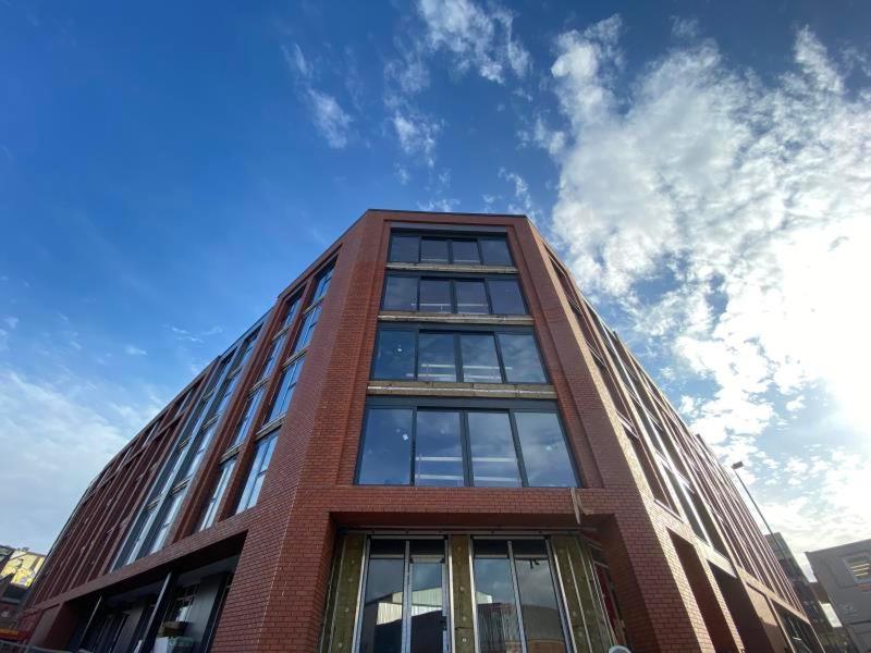 1 Bedroom Apartments In Digbeth Бирмингем Экстерьер фото