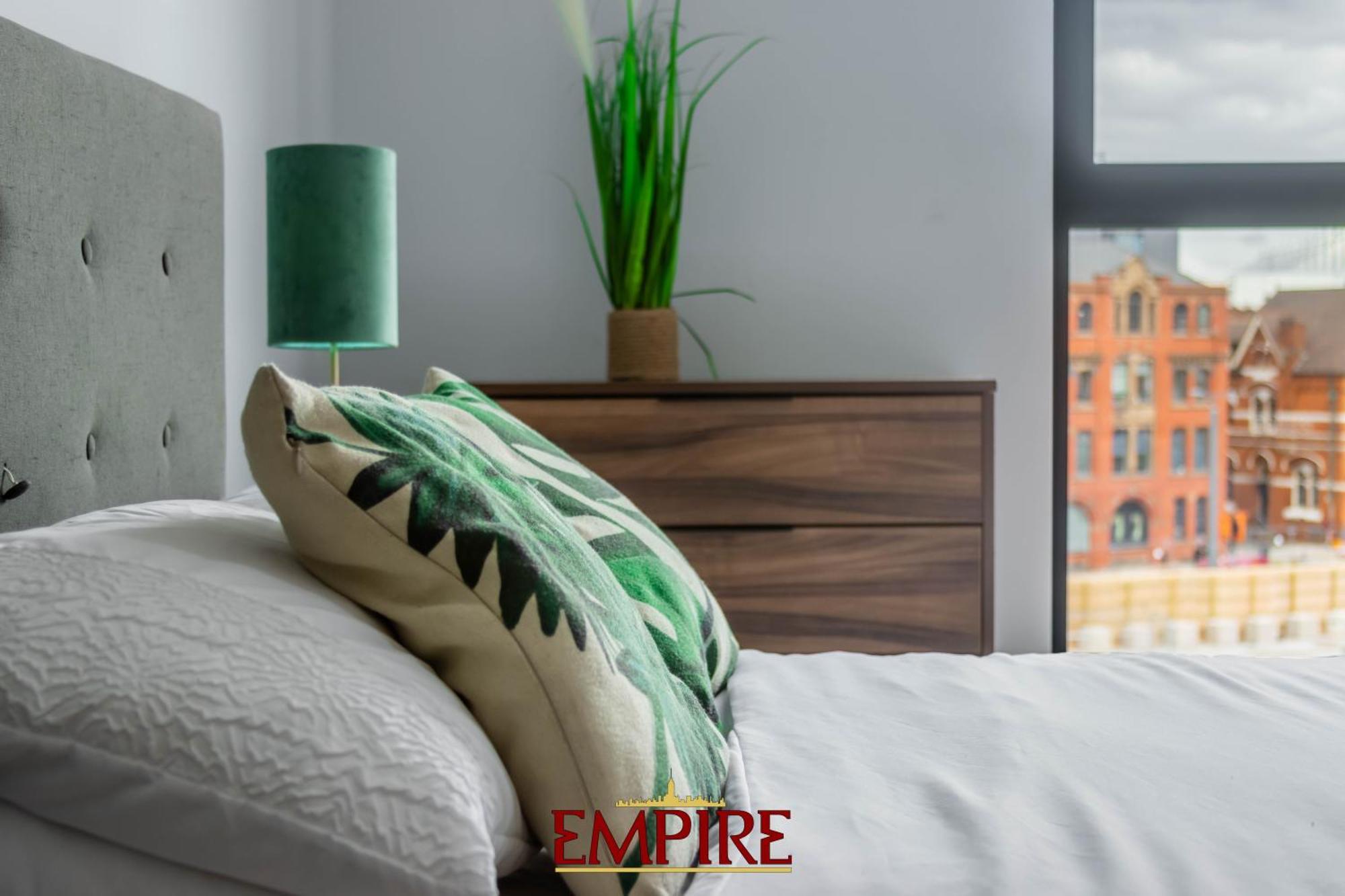 1 Bedroom Apartments In Digbeth Бирмингем Экстерьер фото
